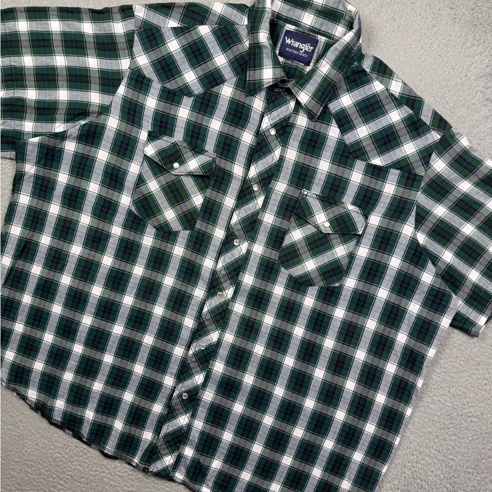 Wrangler pearl snap western plaid shirt